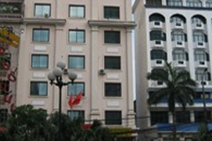 Nhà chú Doanh 10 tầng, 52 Nguyễn Chí Thanh - Hà Nội
